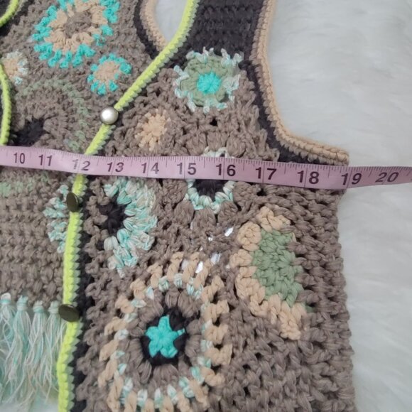 Free People Canyon Combo Desert Rose Crochet Fringe Boho Cropped Vest Medium NWT - Picture 12 of 14